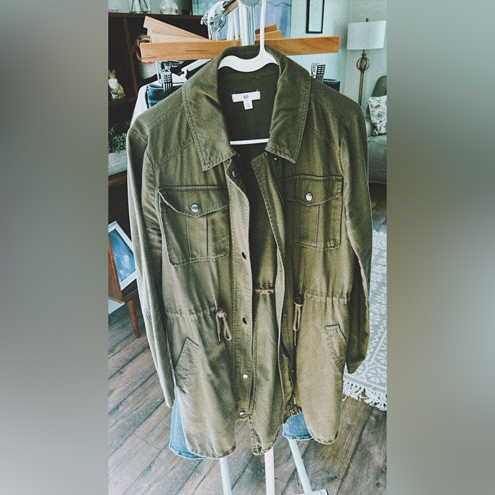 Olive Green Women's Jacket - Picture 2 of 5